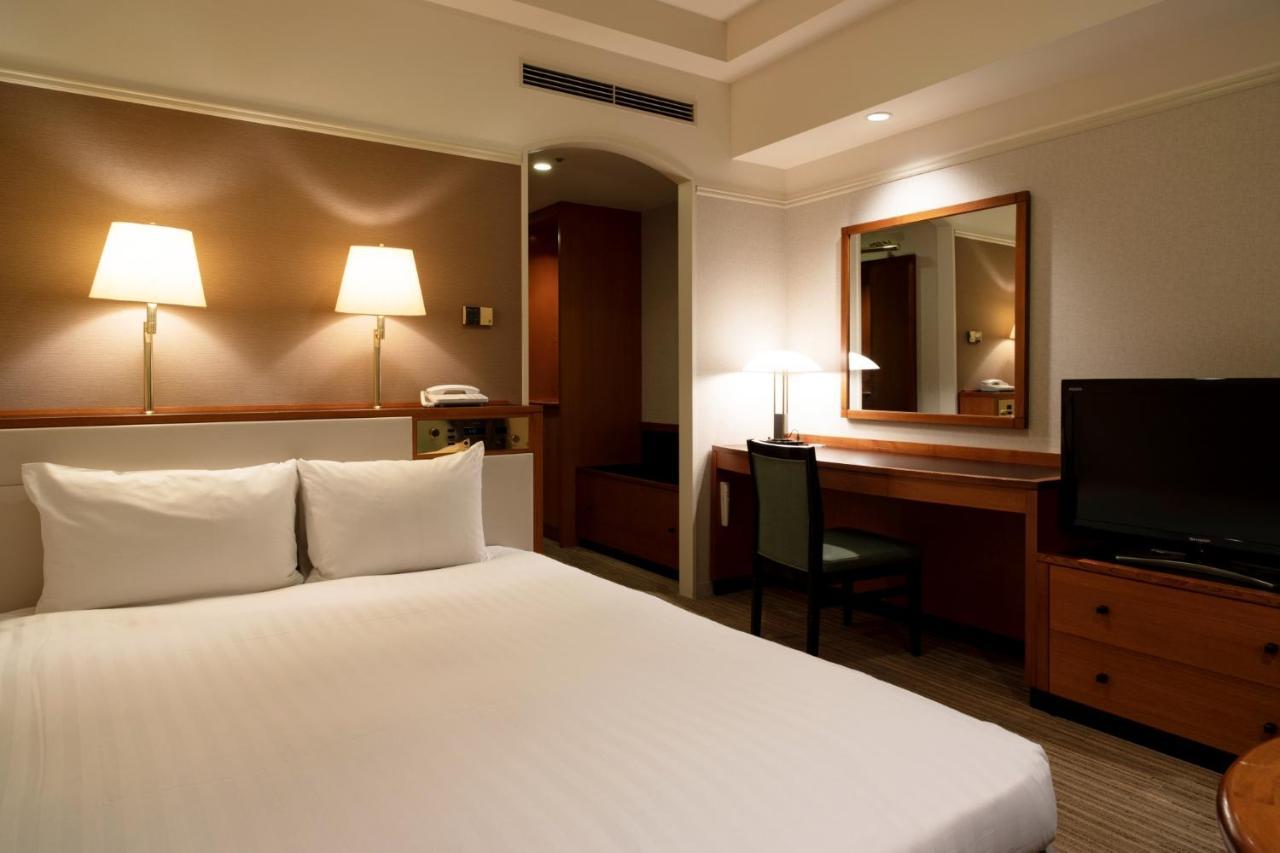 Royton Sapporo Hotel Экстерьер фото A room at the hotel