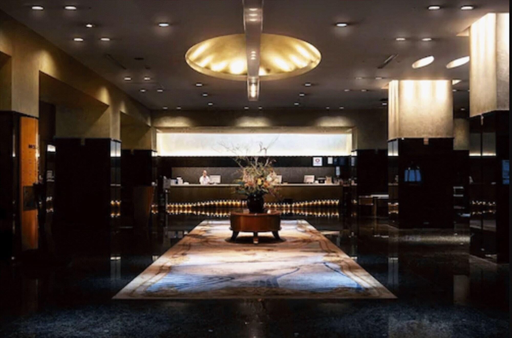 Royton Sapporo Hotel Экстерьер фото The lobby of the hotel