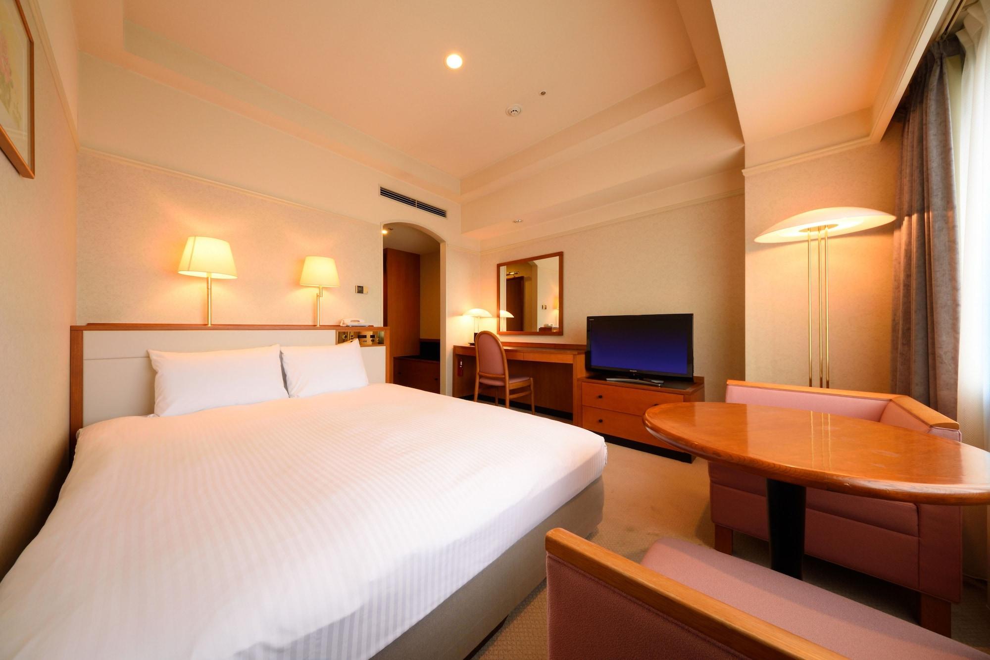 Royton Sapporo Hotel Экстерьер фото A room at the hotel